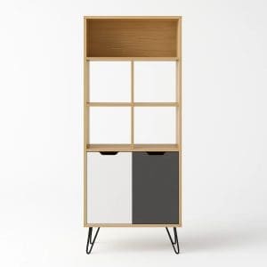 Estante Livreiro Glenda – 9 Nichos e 2 Portas – Design Escandinavo – Pés de Metal